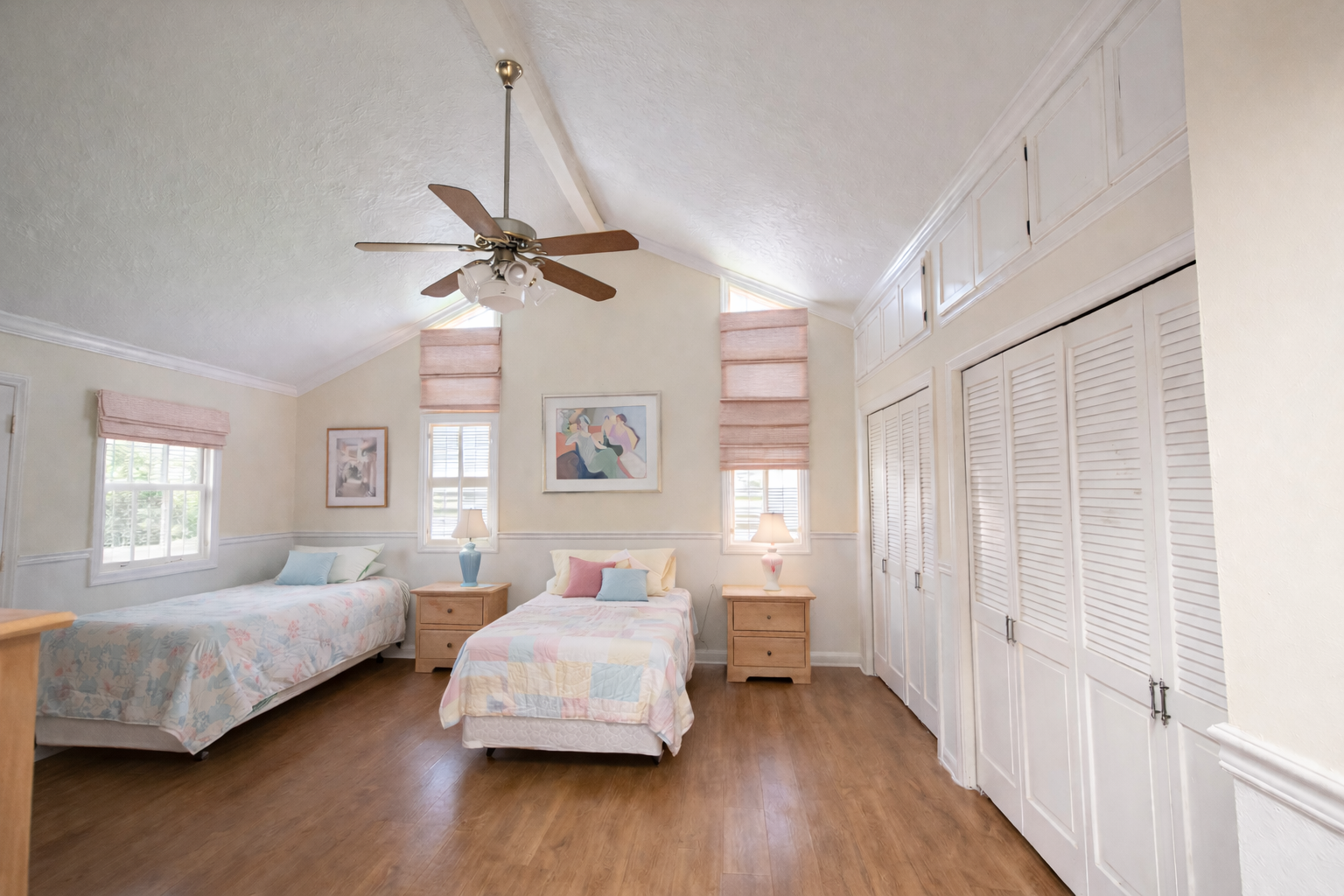 Bedroom inside Tessa Place 1